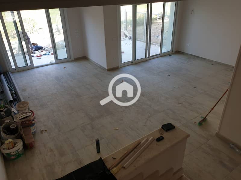 2 2388a2b3-0340-4ff4-b609-f1b4b5291e8a. jpg