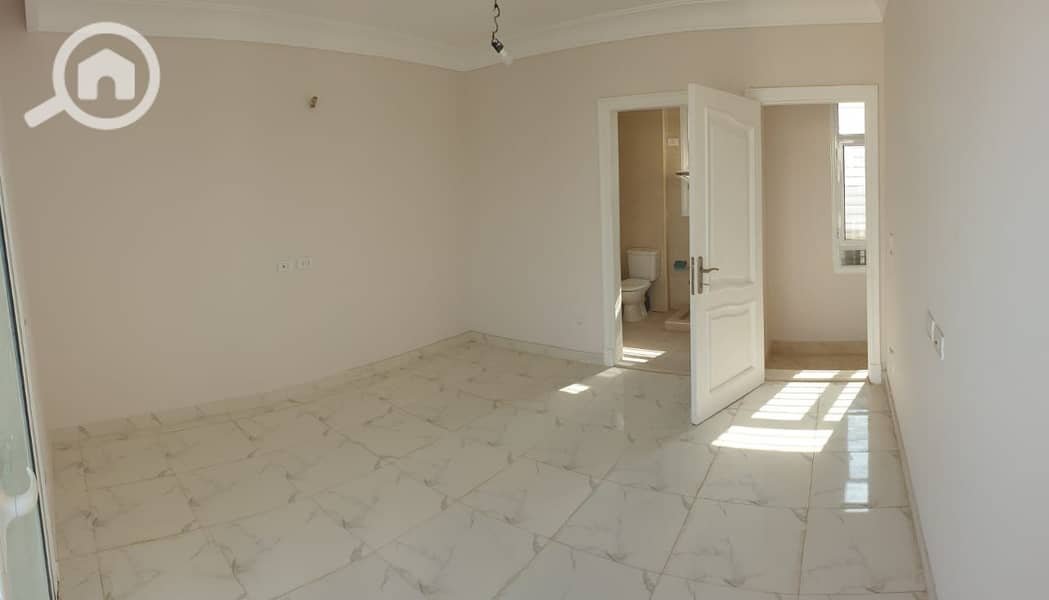 7 8d50162e-b0f9-4f0d-96c2-f8dc6b74c2a8. jpg