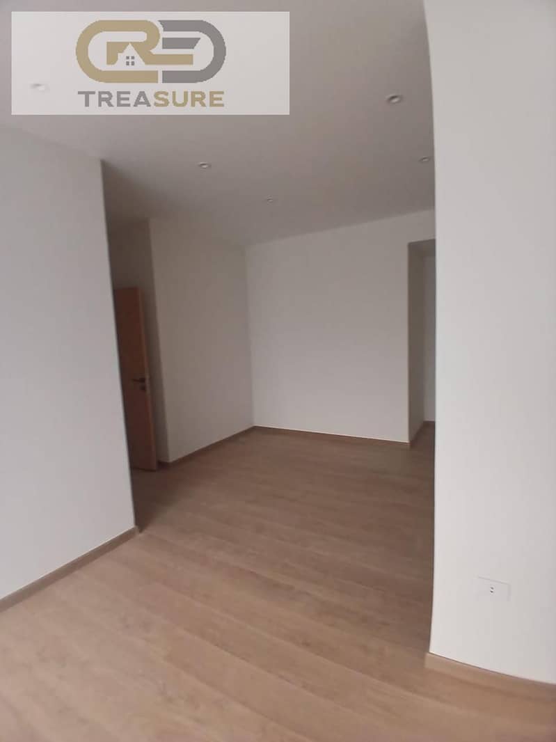 4 WhatsApp Image 2025-12-23 at 16.38. 11. jpeg