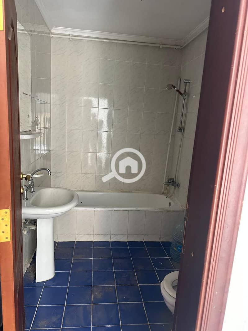 7 90052f3f-a396-4aab-a24a-ae08d513142d. jpeg