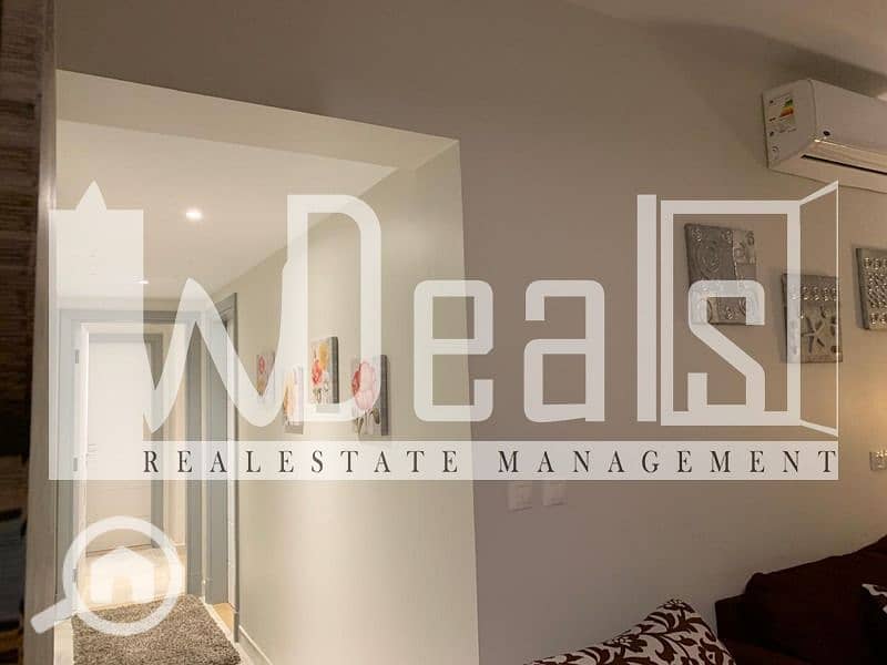 4 WhatsApp Image 2025-12-07 at 16.56. 44 (1). jpeg