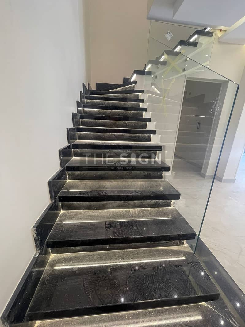 10 WhatsApp Image 2025-12-23 at 3.31. 53 PM (3). jpeg