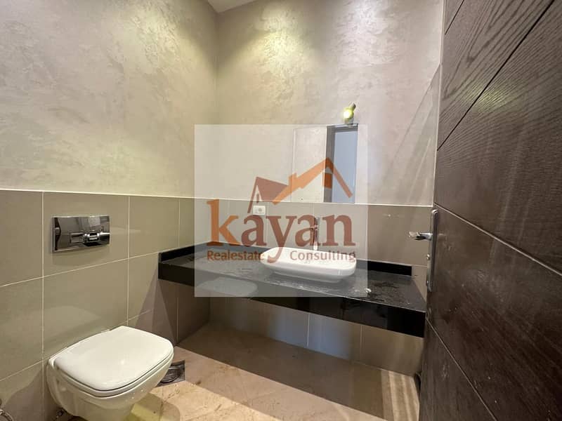 10 WhatsApp Image 2025-01-19 at 18.42. 08_970fef85. jpg