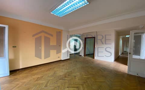 فلیٹ 5 غرف نوم للايجار في زيزينيا، الإسكندرية - 1. jpg