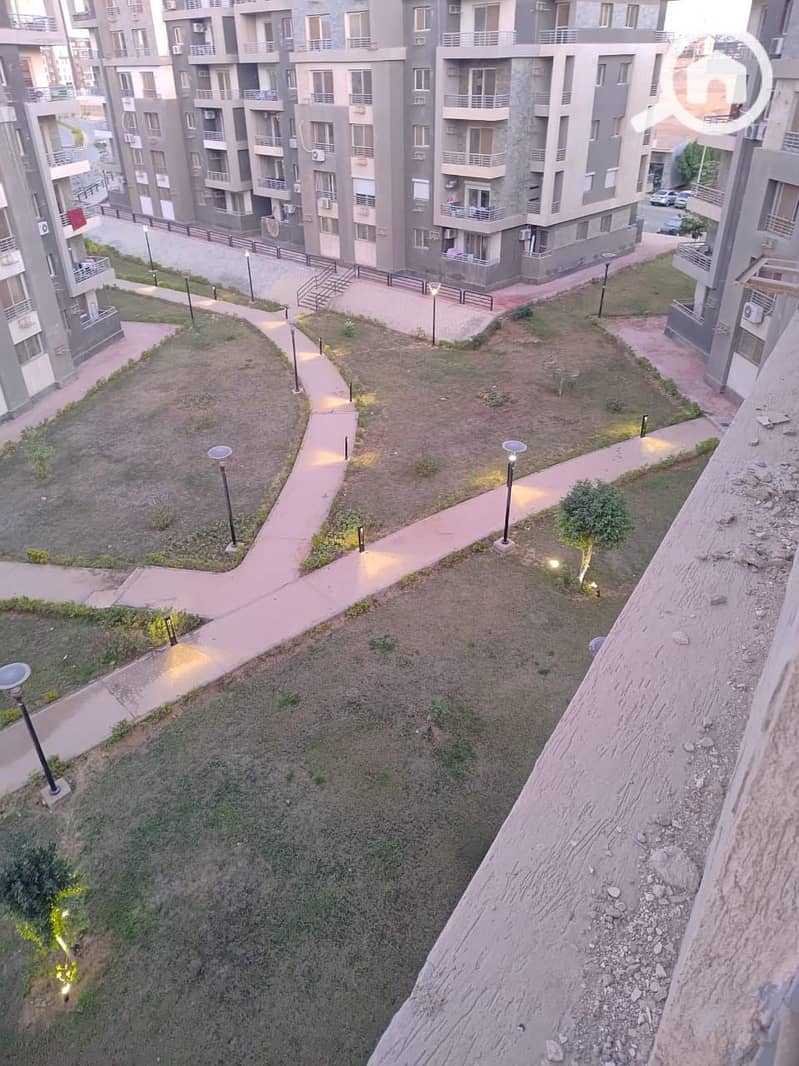 8 cf6c992b-80b5-4bfe-a906-7d64ac46f247. jpg