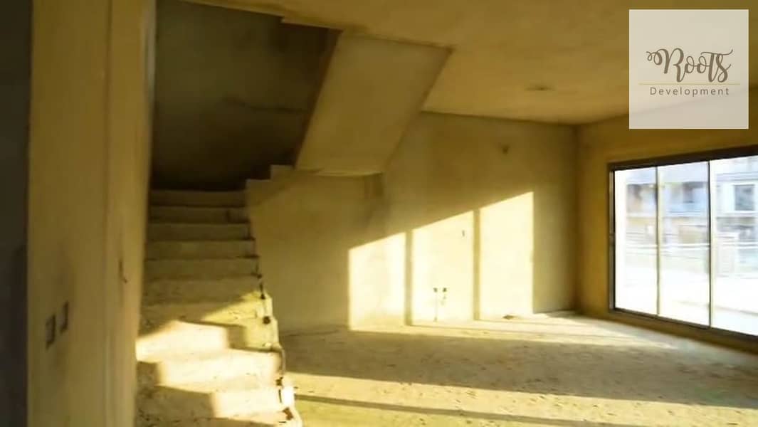 8 WhatsApp Image 2025-12-20 at 13.46. 48_1600x901. jpg