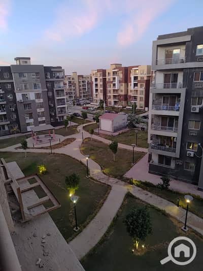 شقة 3 غرف نوم للبيع في 6 أكتوبر، الجيزة - d0b07b97-a93d-4794-8cac-84eadaba7a89. jpg