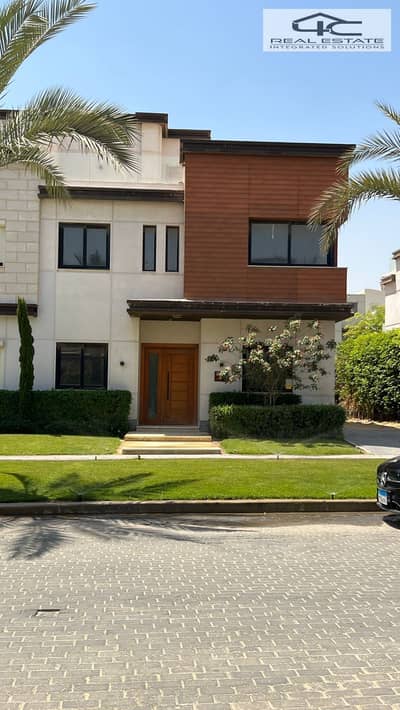 5 Bedroom Twin House for Sale in New Cairo, Cairo - IMG-20251211-WA0764. jpg