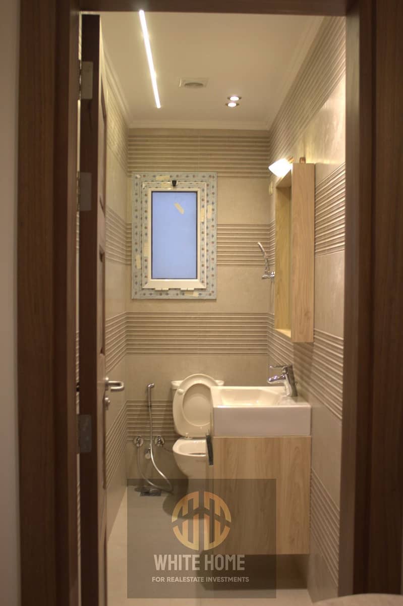 13 0315e2b3-6616-4840-8324-6bccbce7faf8. jpeg