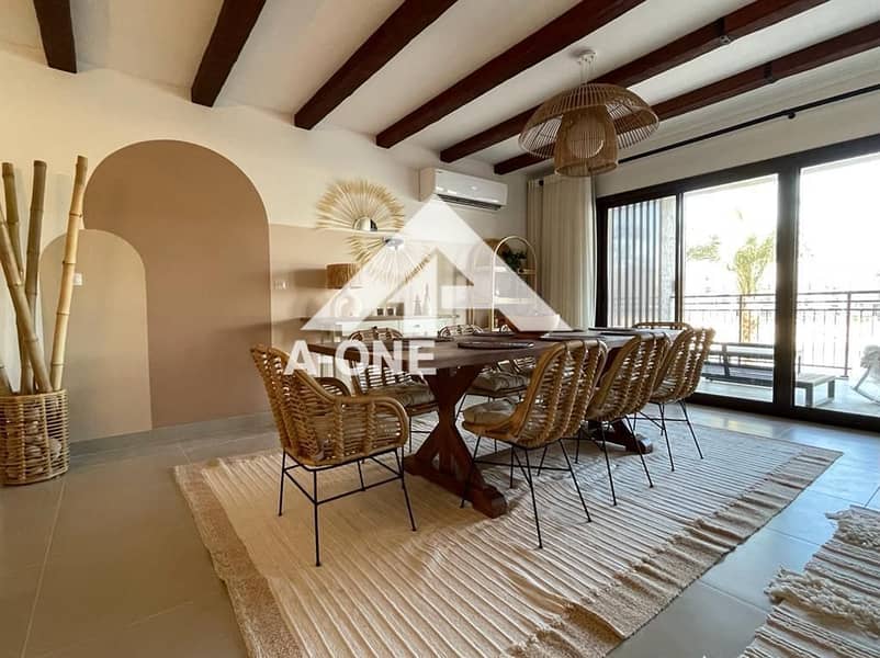 4 da0a5102-5aa2-4cd0-b346-22ce99d4009c. jpg