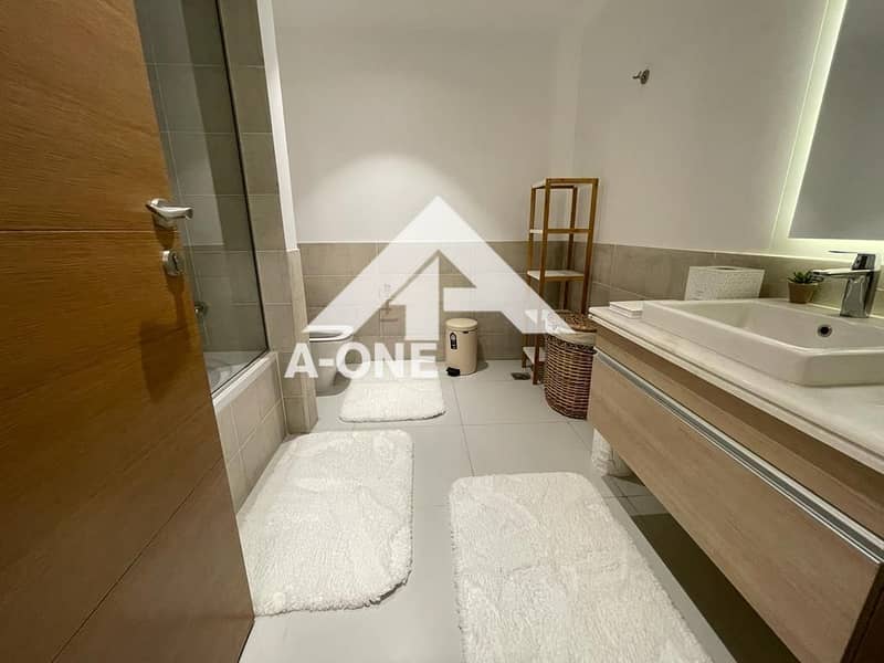 11 8848c74a-0e9d-4e84-8812-e651745327af. jpg