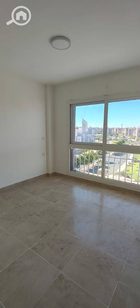 5 7a53ee25-5ccd-4421-a832-908ad731bc39. jpg