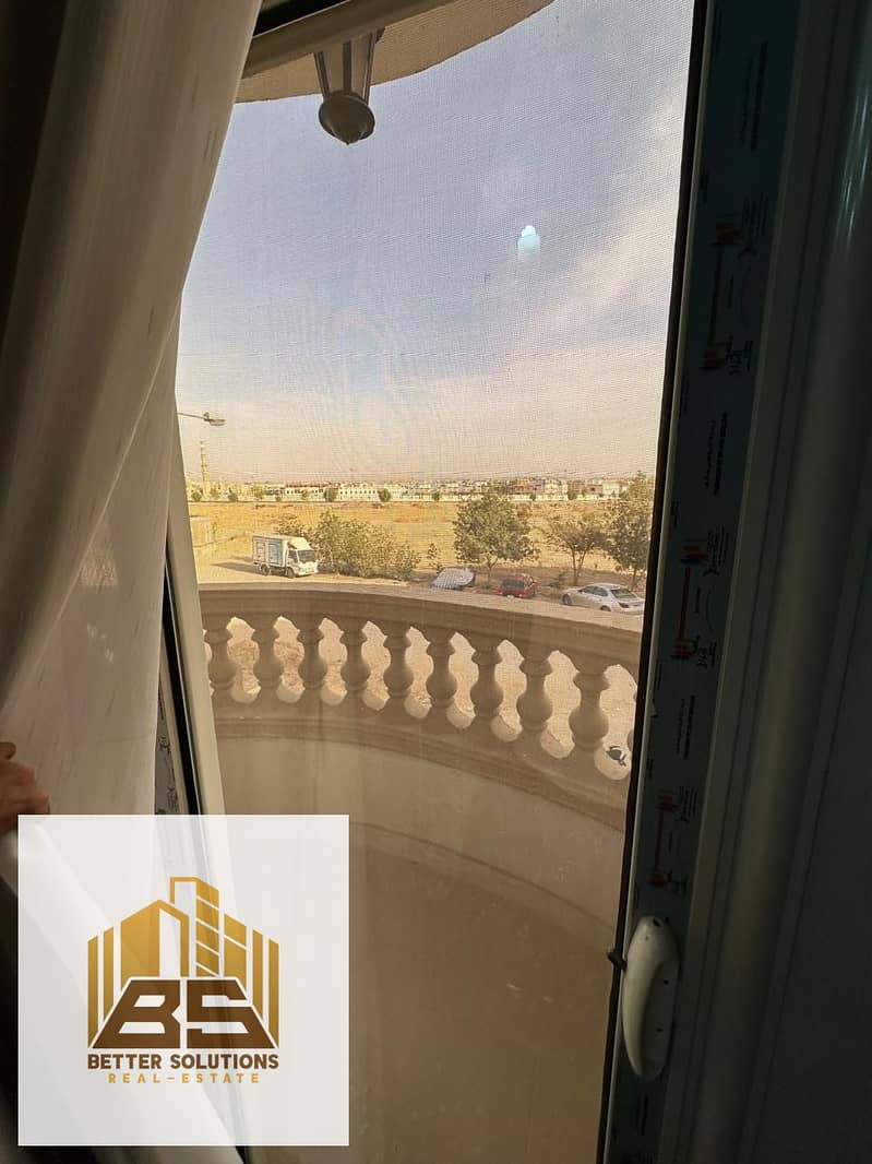 8 ce63dab6-fbf2-429a-8b61-e7b2f17dd8b3. jpg