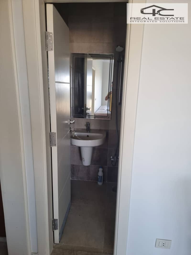 6 WhatsApp Image 2025-12-23 at 15.25. 13. jpeg