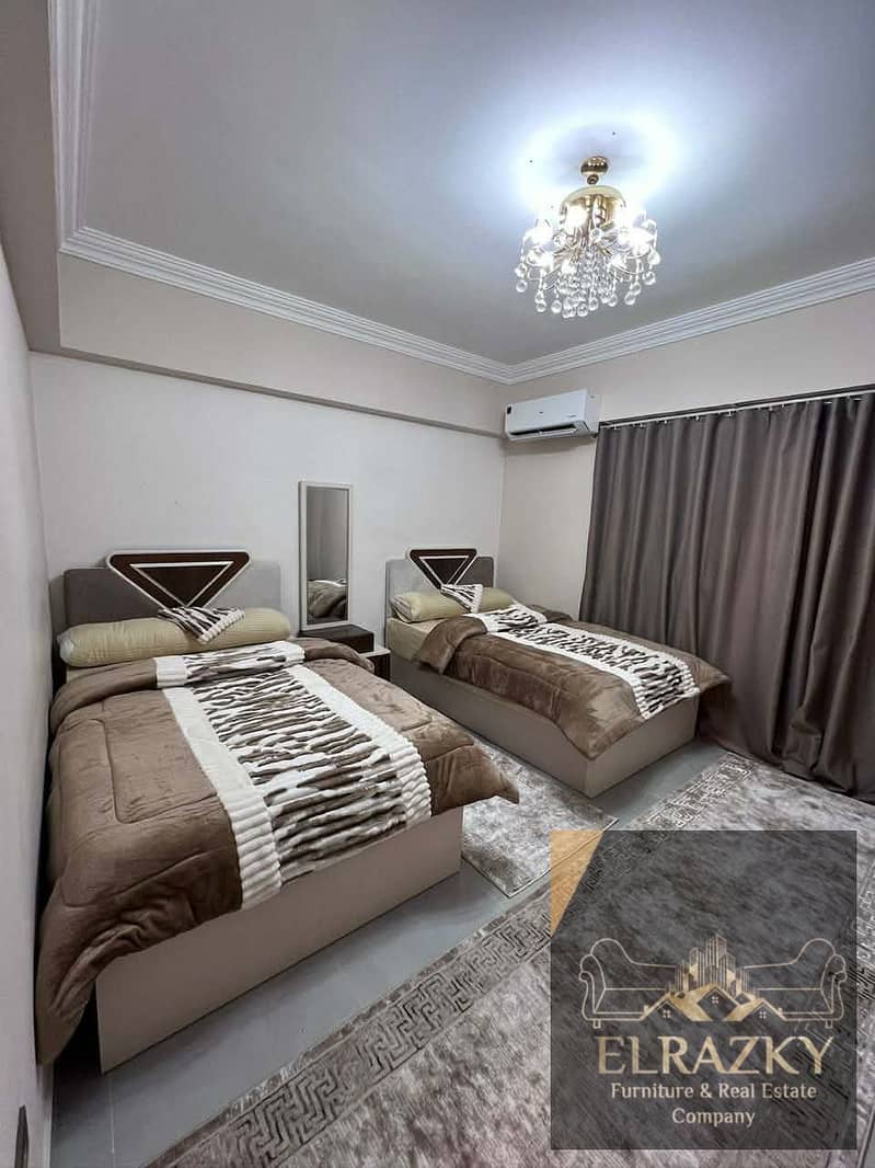 7 b9fd9cc8-4669-4b05-bae4-f0d2f542142f. jpg