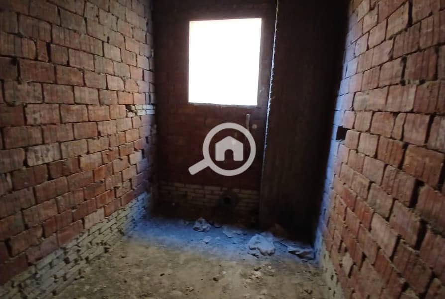 5 40c632c0-e22b-435b-bfbb-ed5b1763c4f9. jpg