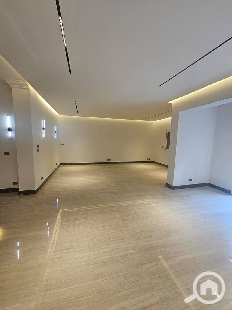 17 WhatsApp Image 2025-12-22 at 8.00. 51 PM. jpeg