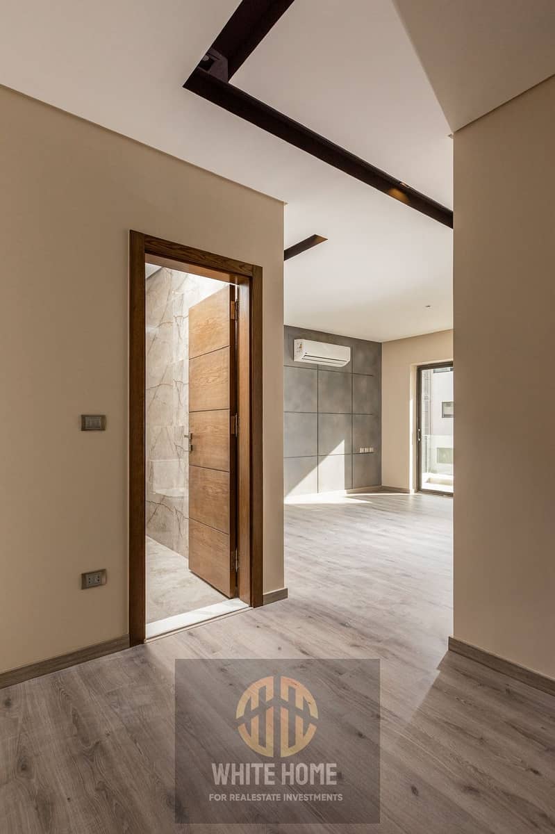 7 2a9a8cc1-5754-49b3-a14c-cd79dee98bdb. jpeg