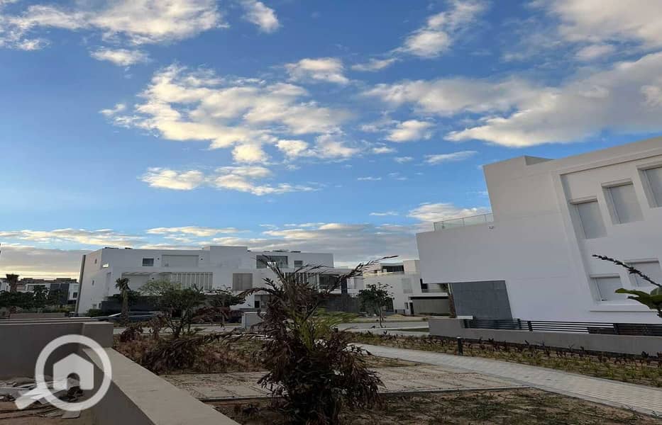 8 WhatsApp Image 2024-10-01 at 12.27. 32 PM (2). jpeg