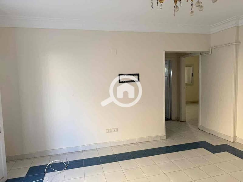 3 2d9ea062-211f-4646-9656-34e513e81ddc. jpg