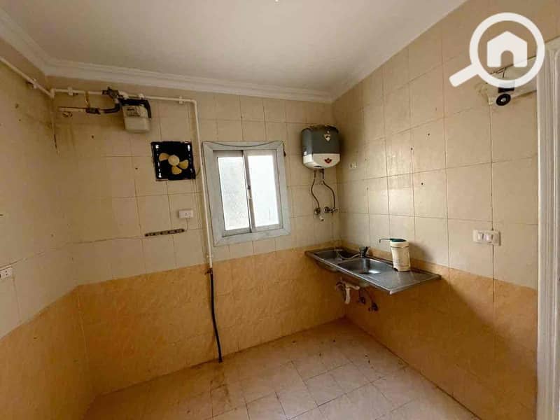 4 46d4d66d-f1a8-4982-87fb-41306678a371. jpg