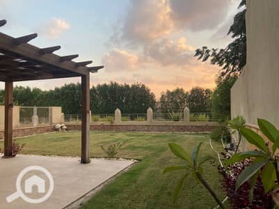 فیلا 4 غرف نوم للايجار في 6 أكتوبر، الجيزة - 008fa40a-02f7-4155-9e8e-53e109550c18. jpg