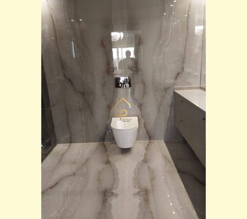 5 WhatsApp Image 2025-12-23 at 5.46. 27 PM. jpg