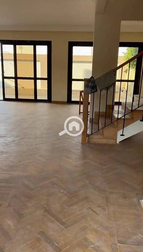 3 c950ff16-5515-486e-af49-a983b9d93b98. jpg