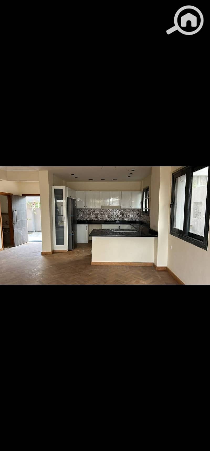 4 07ecdd4e-25e5-4b8e-9f85-dd38fd43e6cc. jpg