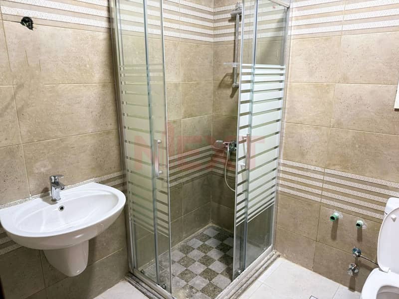 16 WhatsApp Image 2025-12-22 at 1.44. 30 PM (2). JPG