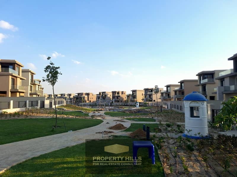 10 377fa5f9-f5ca-4cee-adb0-48460062d2a9. JPG