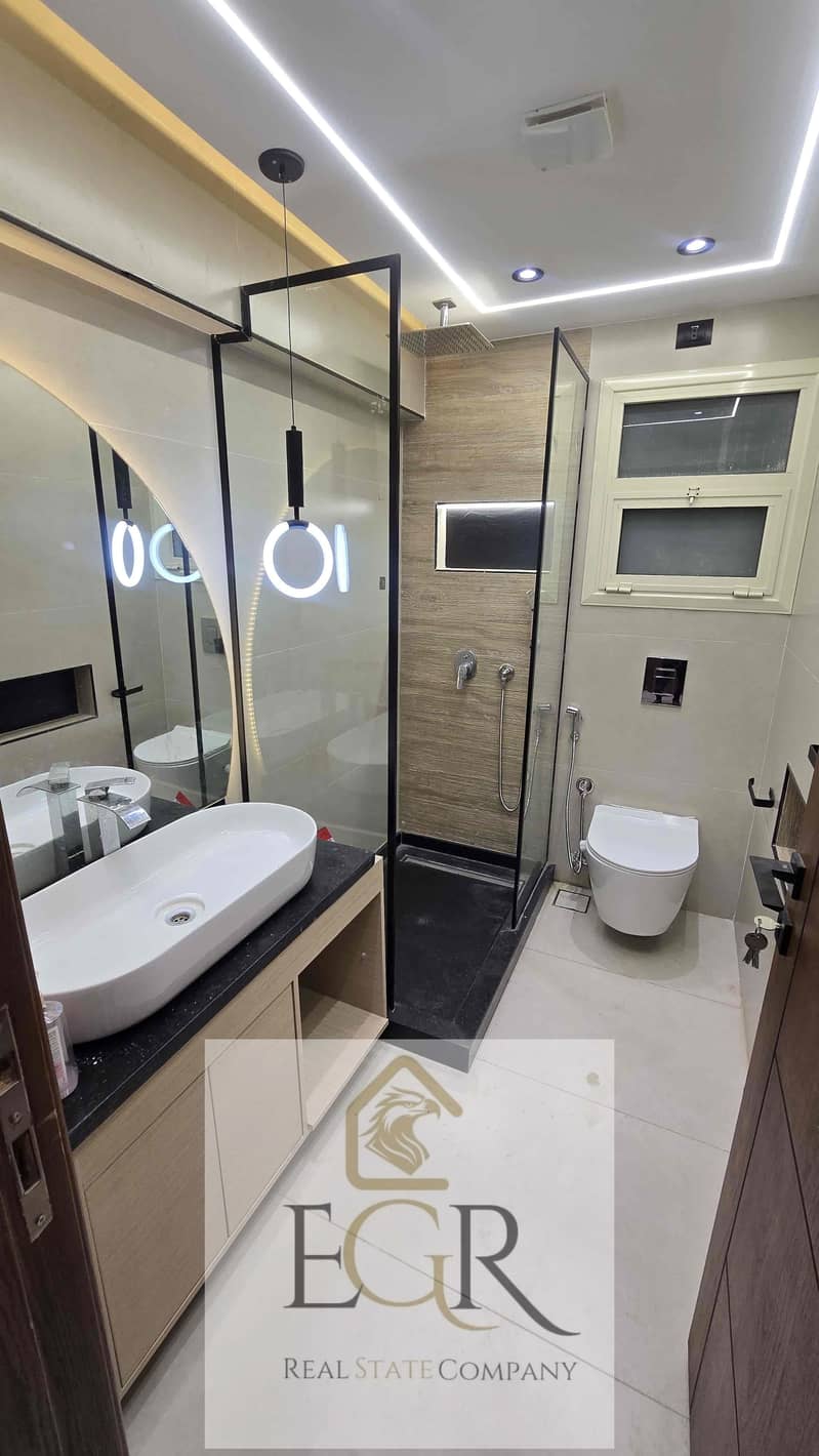 3 9583a96d-4bbf-4a76-87d6-c2bbd5a77e8c. jpg