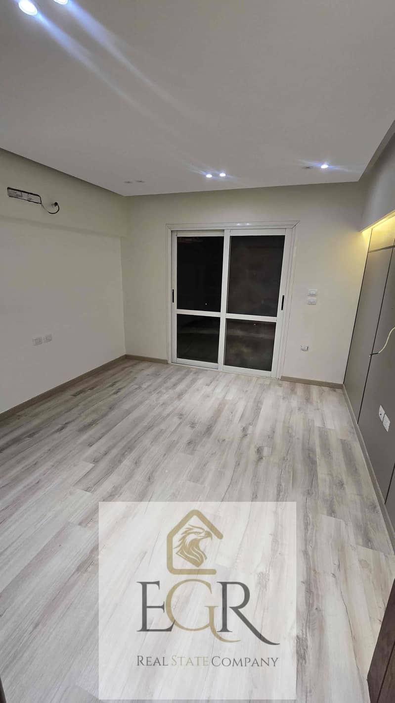 7 0fb883f5-c833-420c-acba-970bdf5a4964. jpg