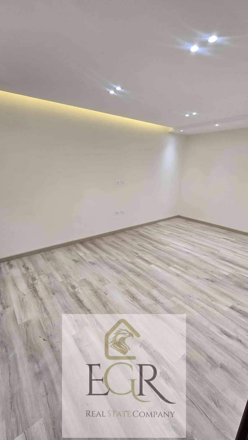 11 cda90cfe-6b1a-4068-b2ef-618c5255ef8b. jpg