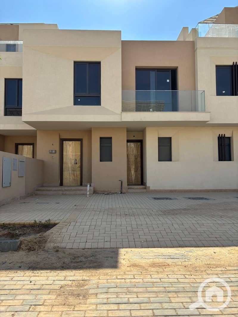 7 cf3df3a2-466f-43b8-8f34-d816ad3c83c2. jpeg