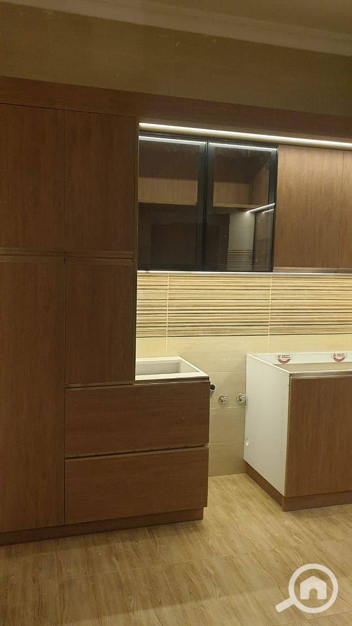 8 5c533e71-d765-44a6-8225-1790e5266701. jpg