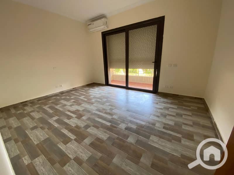 4 96d8d2c3-86c9-4535-a871-e439d1de578b. jpg