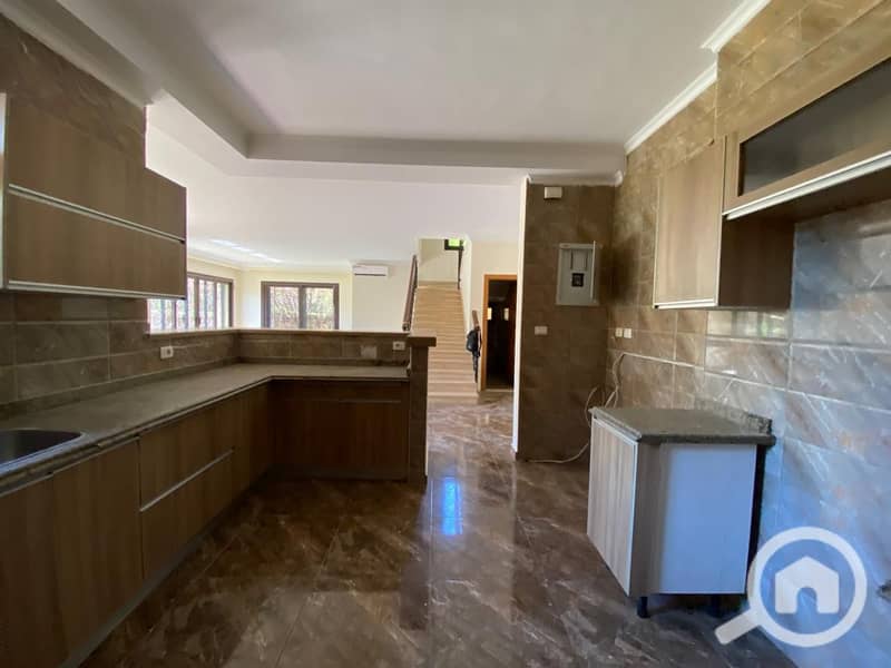 9 c9e46e7e-d8f0-462e-b5b3-3ede72bada75. jpg