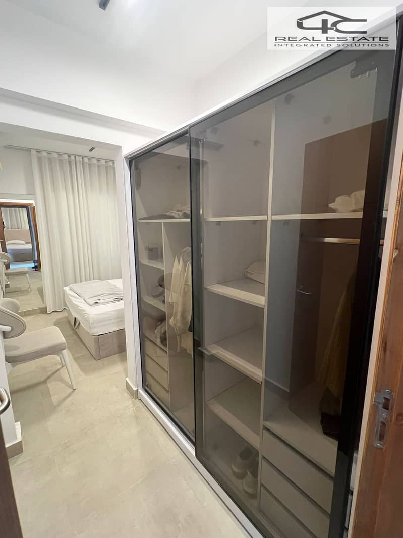 6 WhatsApp Image 2025-12-23 at 8.02. 59 AM (2). jpeg