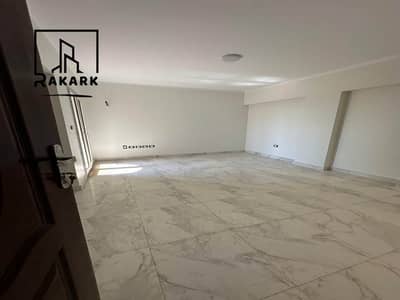 مکتب  للايجار في مصر الجديدة، القاهرة - S20 (Copy). jpg