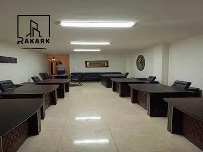 Administrative headquarters for rent in Nasr City, 340m, administrative license on Mustafa Al-Nahas Street