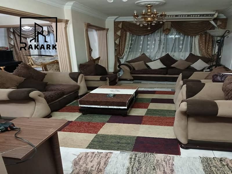 Q2 (Copy). jpg Q2 (Copy). jpg