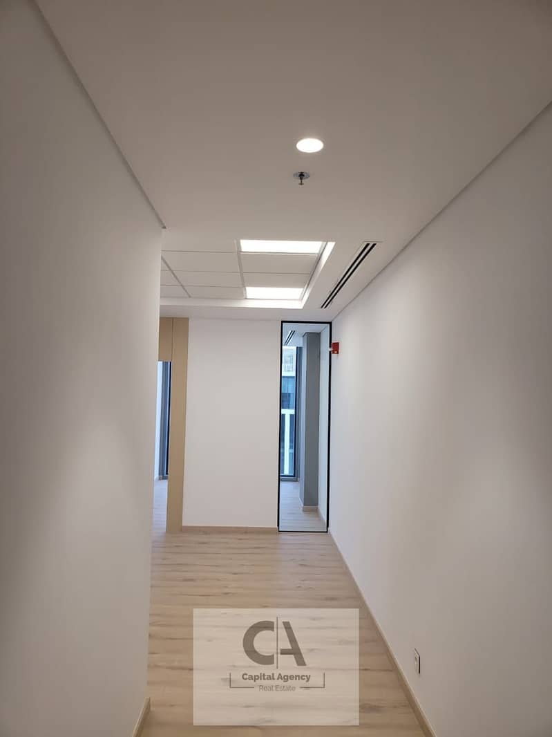 3 5a6ae8e3-1b9d-41ad-9635-4bce72f73a7a. jpg