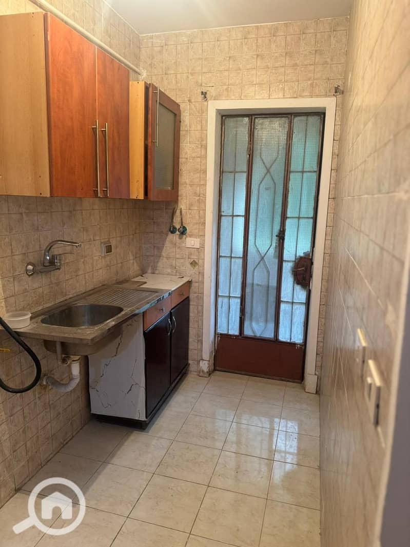 3 792ebb34-5a97-4264-8cf0-0af41761406b. jpeg