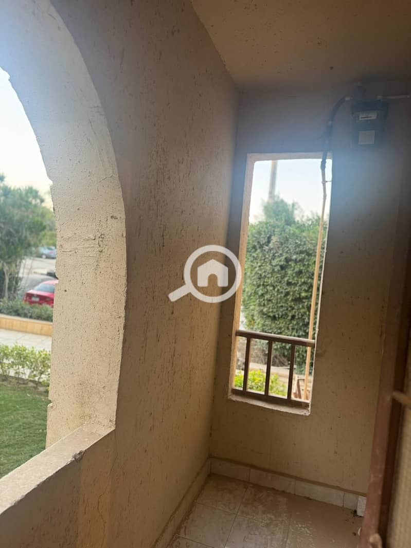 12 f8479224-5bbf-43c1-aff7-e48c4b1f73bd. jpeg