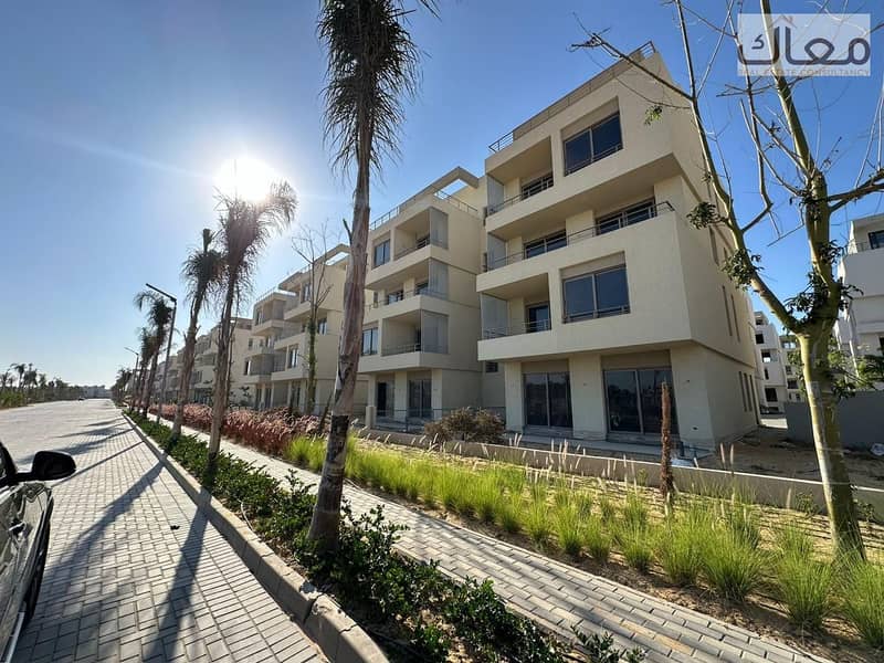 14 4e2fe4a6-fa60-4c40-9a26-3f2f94e644d0. jpeg