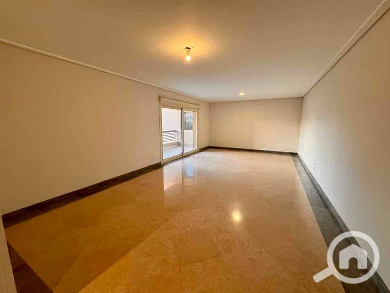 5 21b089a3-68b2-405e-b2f5-33bf8b0053b3. jpg