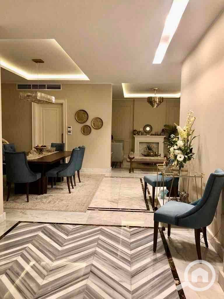 4 9166fa92-1f7b-4b23-8aed-bdf8c5bbcf42. jpg