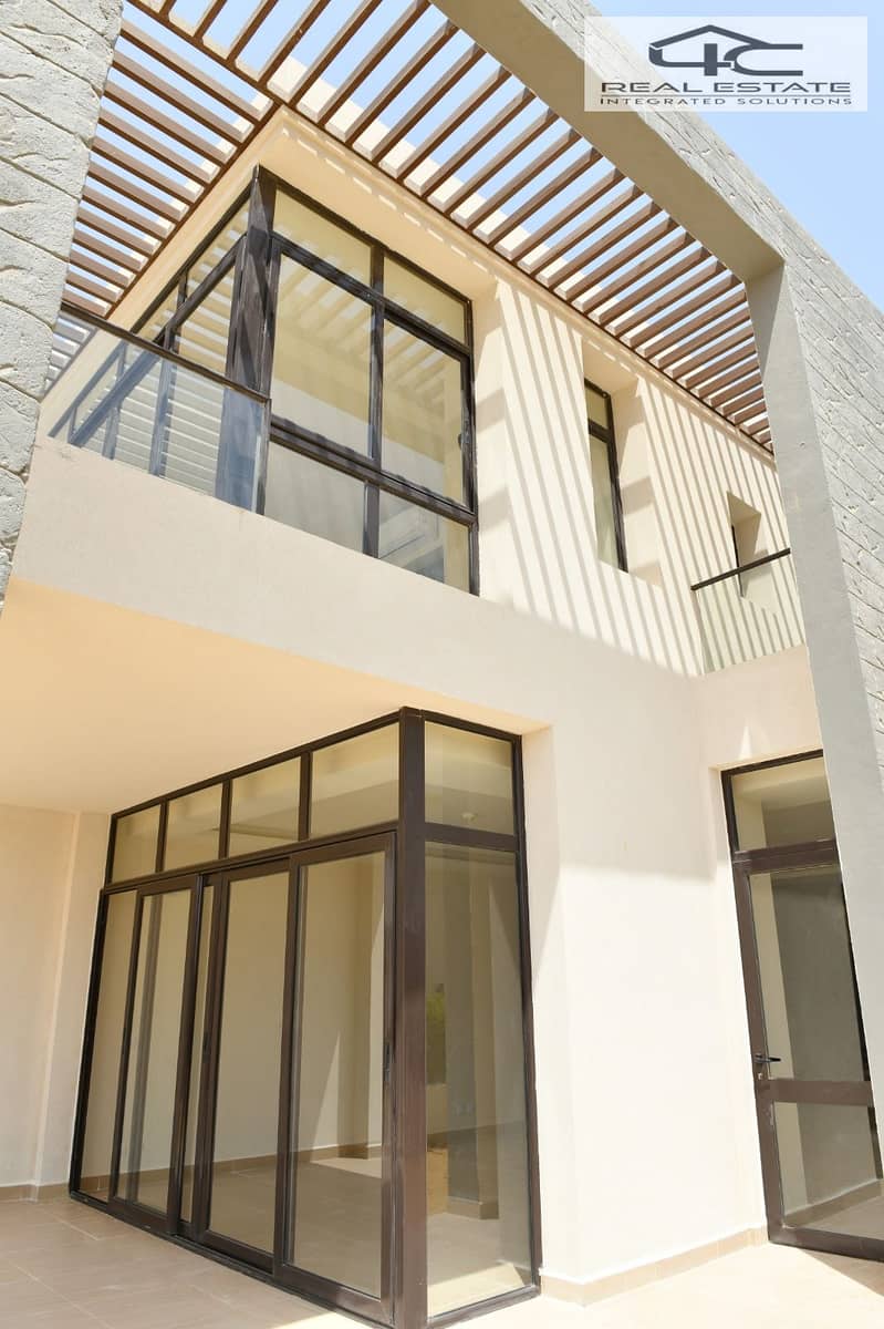 6 WhatsApp Image 2025-12-23 at 3.29. 36 PM (2). jpeg