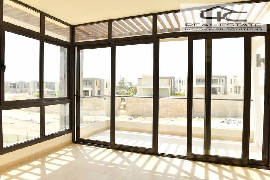 8 WhatsApp Image 2025-12-23 at 3.29. 42 PM (2). jpeg